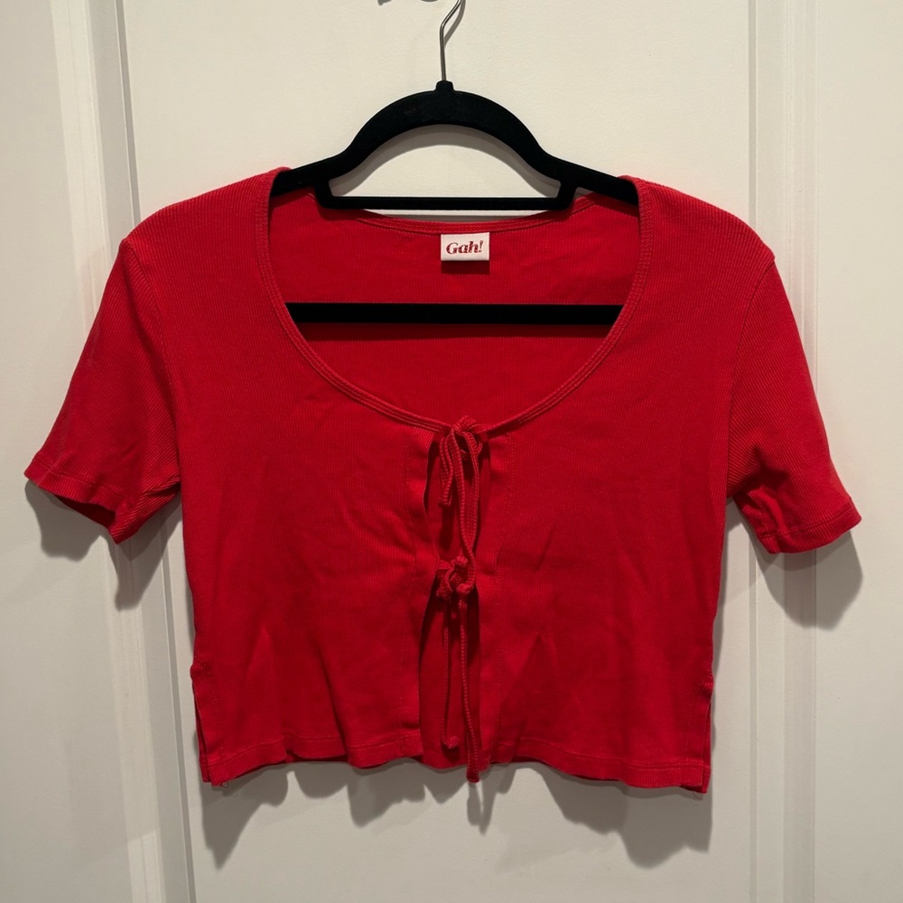 Lisa Says Gah Capri Tie Front Top - Red